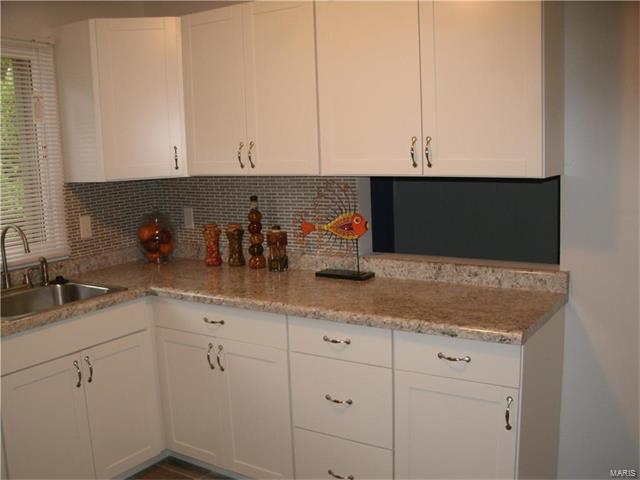 3170 Hargrove, Florissant, MO 63033