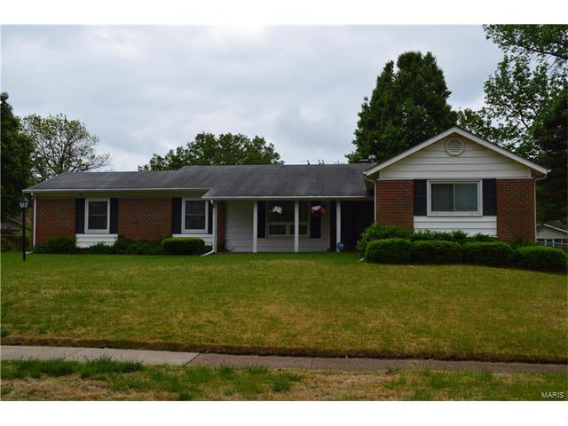 2480 Cambridge, Florissant, MO 63033