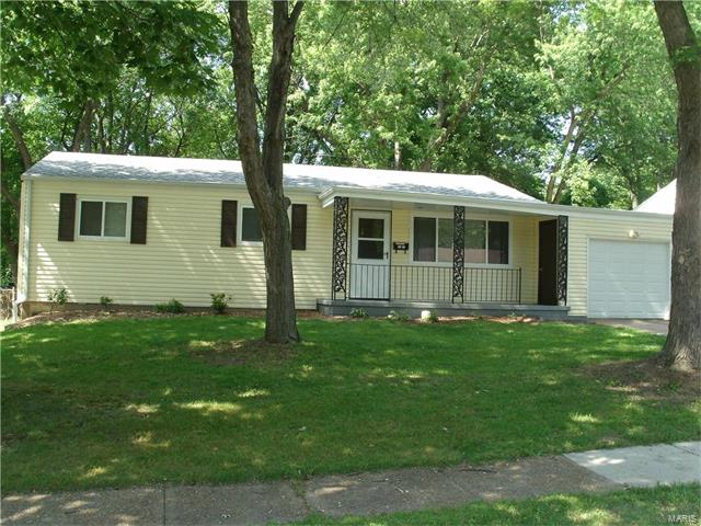 1135 Penhurst, Florissant, MO 63033