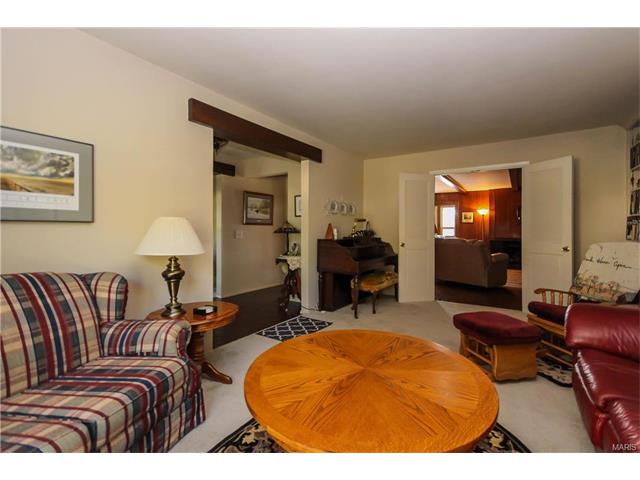 11755 Sheffield Drive, Florissant, United States 63033