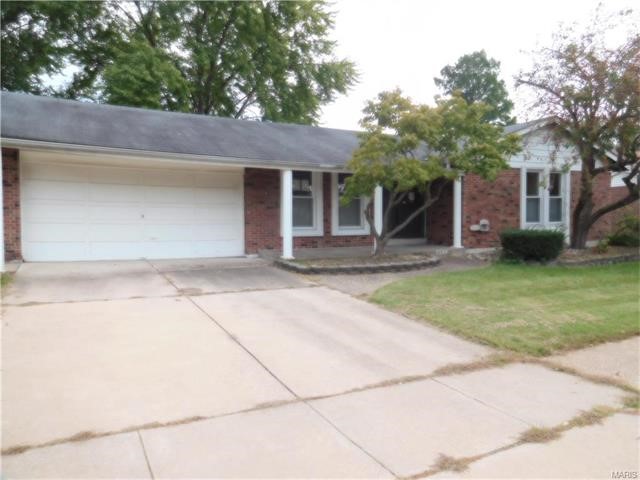 3564 Monsols Drive, Florissant, MO 63034