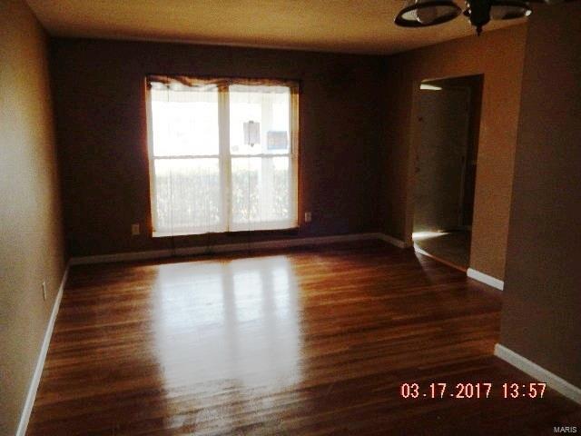 3523 Monsols Drive, Florissant, MO 63034