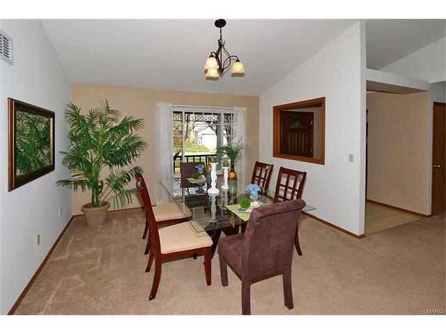 903 Keeneland Road, Florissant, United States 63034