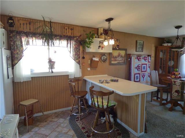 514 Impala Lane, Hazelwood, MO 63042