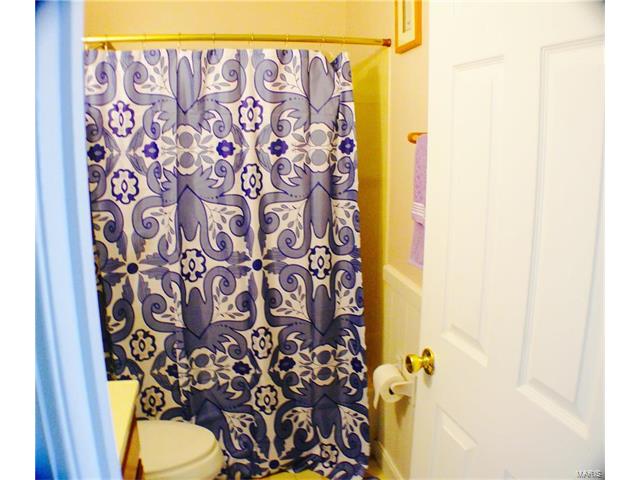 5115 Auriesville Lane, Hazelwood, MO 63042