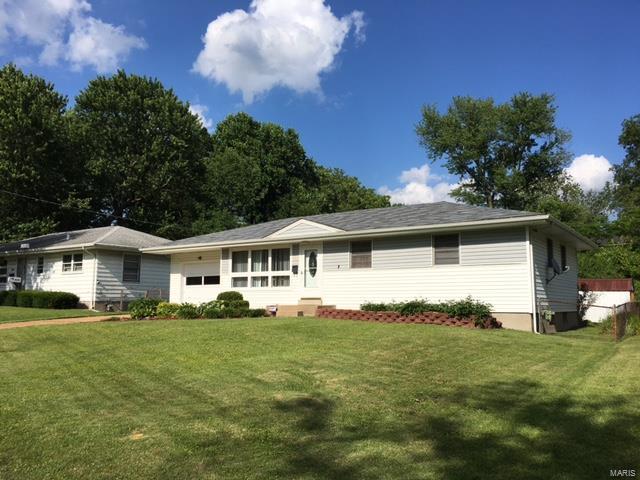 7026 Laupher Lane, Hazelwood, MO 63042