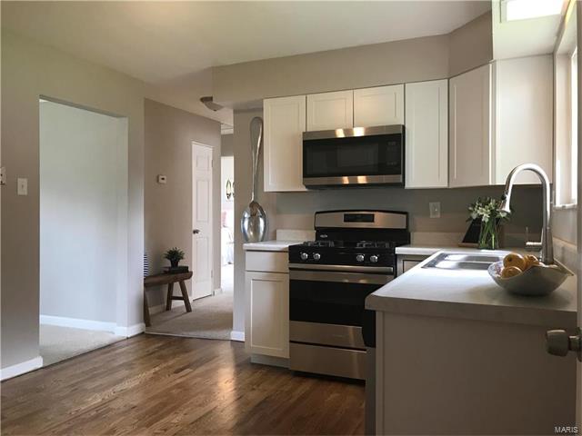 848 Teson, Hazelwood, MO 63042