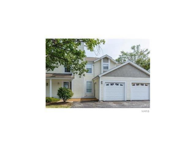 321 Sturbridge Village, Hazelwood, MO 63042