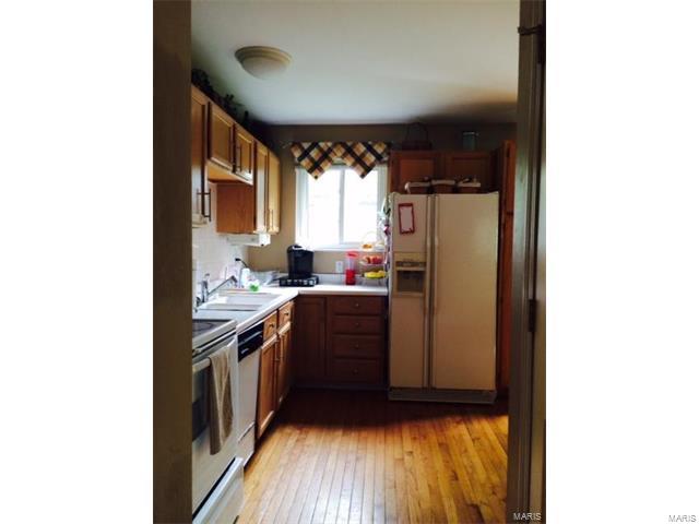 12461 Bernie Lane, Maryland Heights, MO 63043