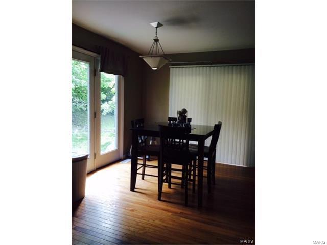12461 Bernie Lane, Maryland Heights, MO 63043