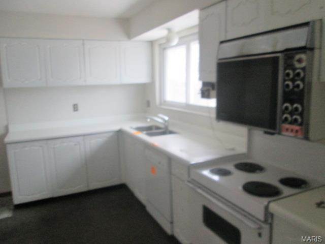 2576 Pheasant Run Drive, Maryland Heights, MO 63043