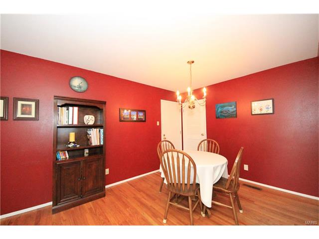 12454 Bernie, Maryland Heights, MO 63043
