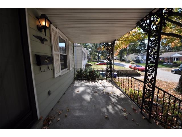 3746 Raymond Avenue, Bridgeton, MO 63044