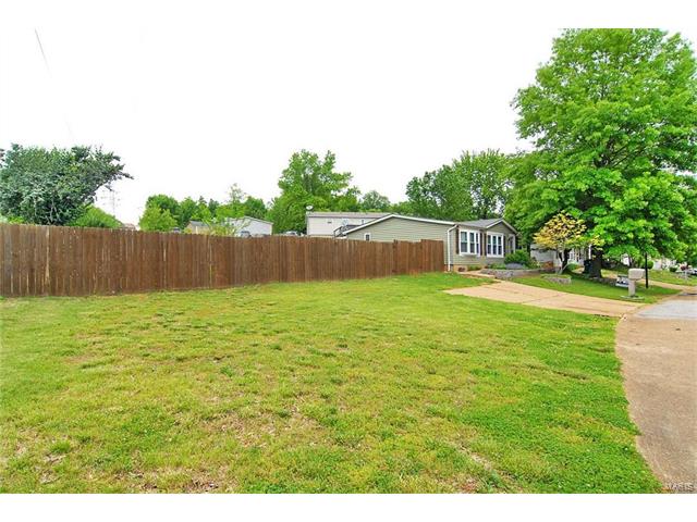 4641 Brennan Woods, High Ridge, MO 63049