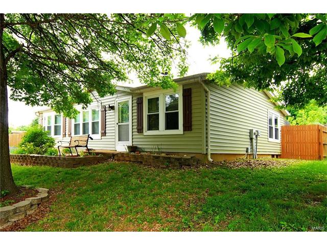 4641 Brennan Woods, High Ridge, MO 63049