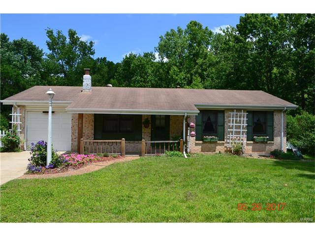 2932 Paula Lane, High Ridge, MO 63049