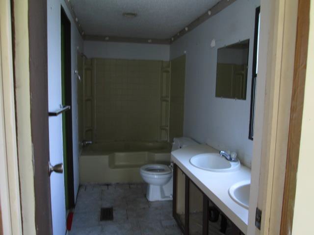 4635 Brennan Woods DrHigh Ridge, MO, 63049Jefferson County