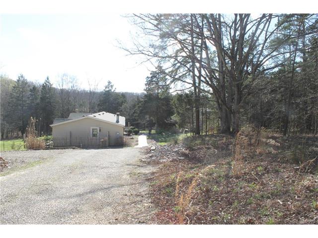 531 Viken, Lonedell, MO 63060