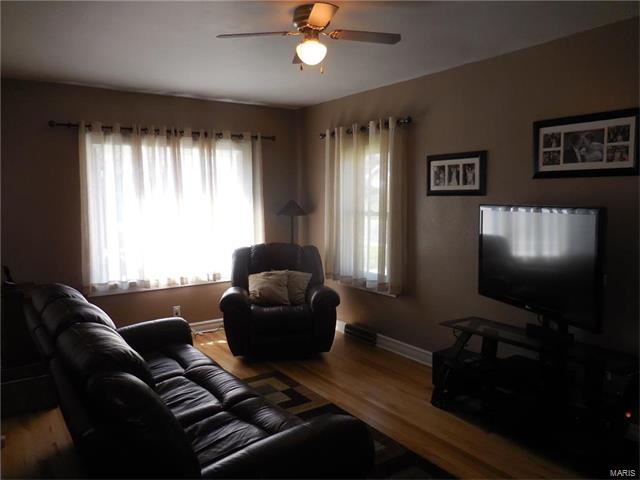 210 Maupin Avenue, New Haven, MO 63068