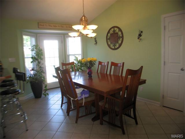 425 Locust Street, New Haven, MO 63068