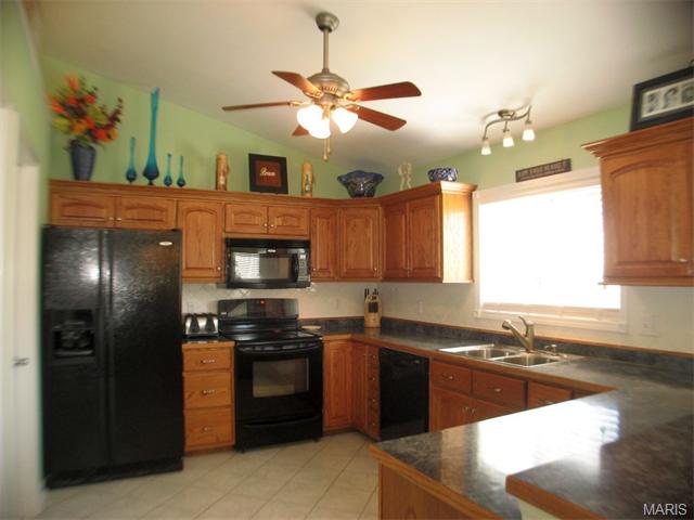425 Locust Street, New Haven, MO 63068