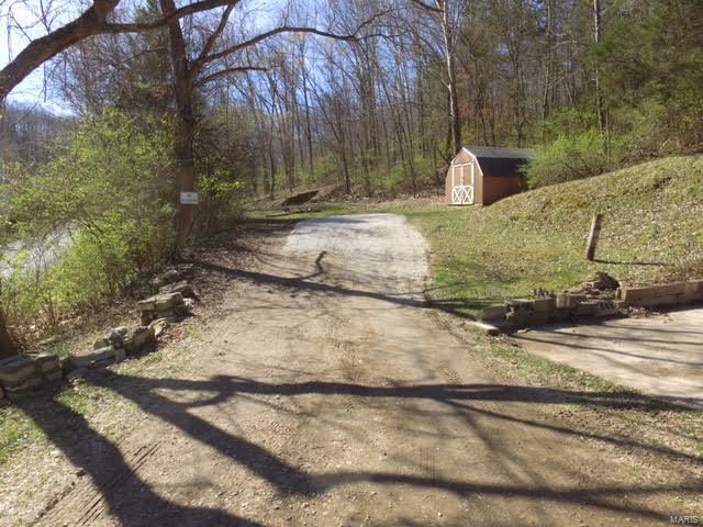 5615 Hunters Ford Road, Pacific, MO 63069