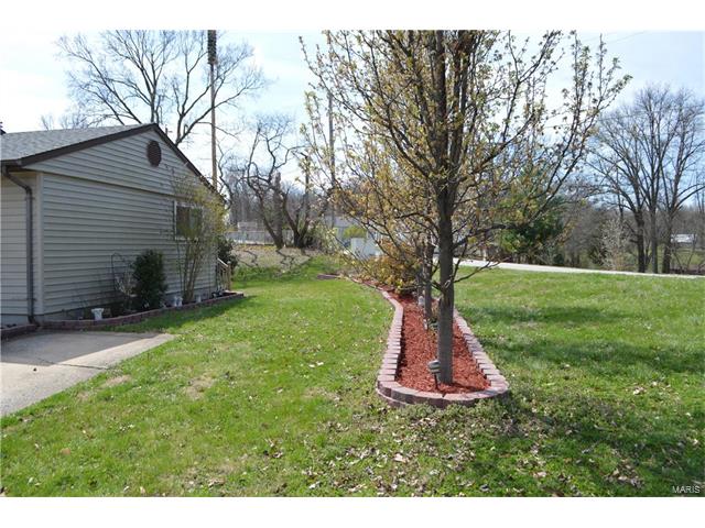 867 Cha Bern Drive, Pevely, MO 63070