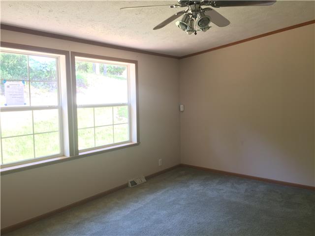 380 Bridle Trail DrRobertsville, MO, 63072Franklin County