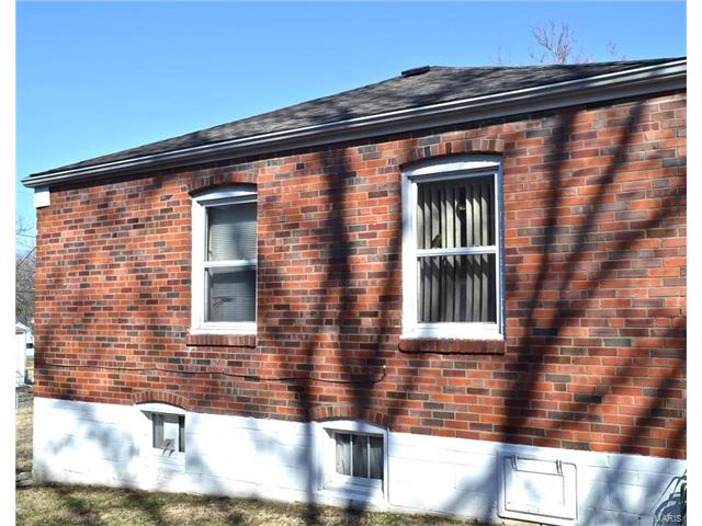 3509 Saint Luke Lane, St Ann, MO 63074