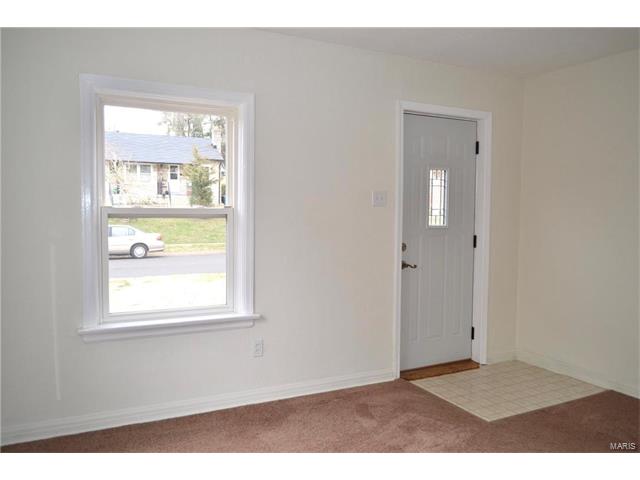 3509 Saint Luke Lane, St Ann, MO 63074