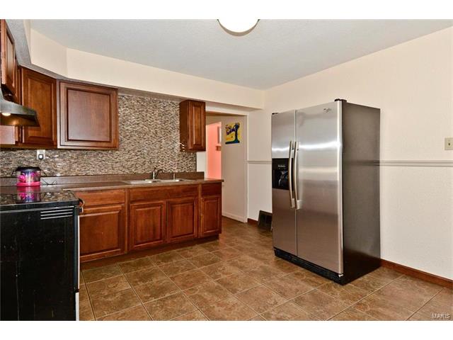 3517 Saint Blase Lane, St Ann, MO 63074