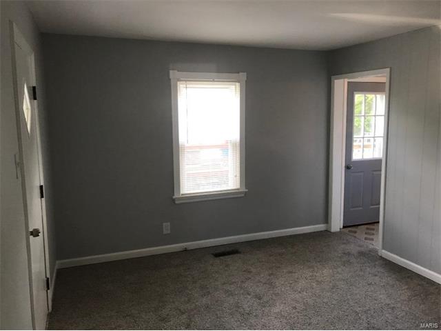 3433 Saint Williams Lane, St Ann, MO 63074
