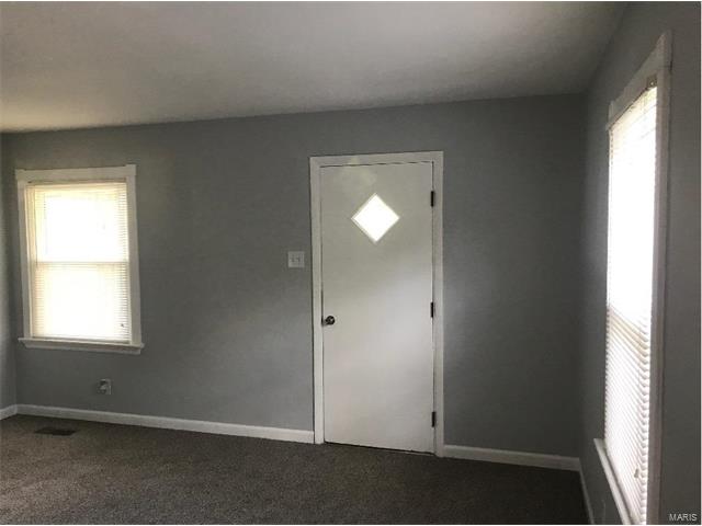 3433 Saint Williams Lane, St Ann, MO 63074