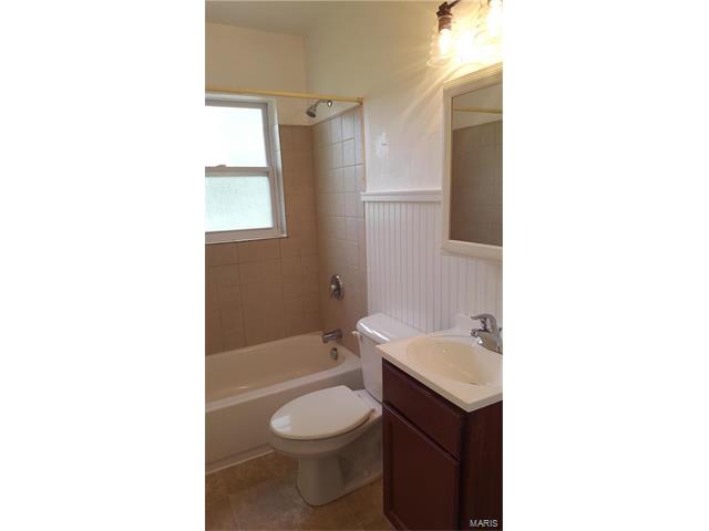 10105 Isabelle, St Ann, MO 63074