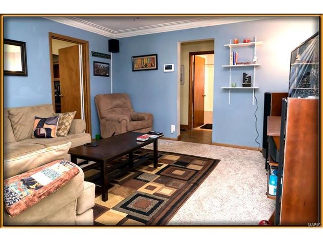 3579 Long DR, St Ann, MO 63074