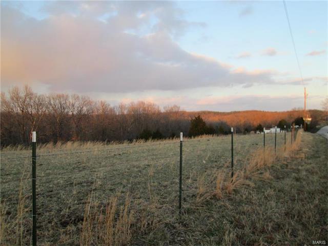 509 Walls Ford, St Clair, MO 63077