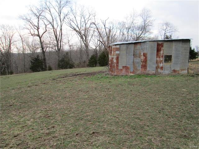 509 Walls Ford, St Clair, MO 63077