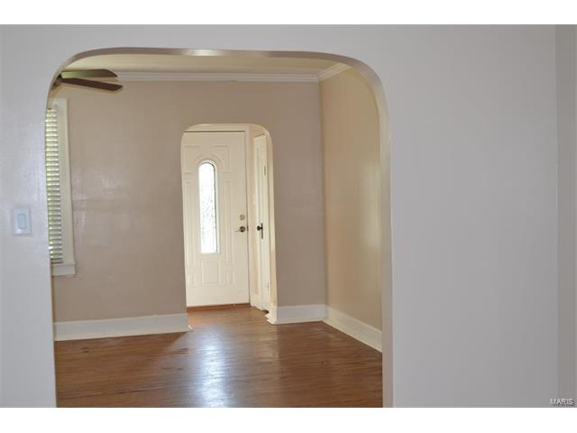 455 Kitchell Avenue, St Clair, MO 63077