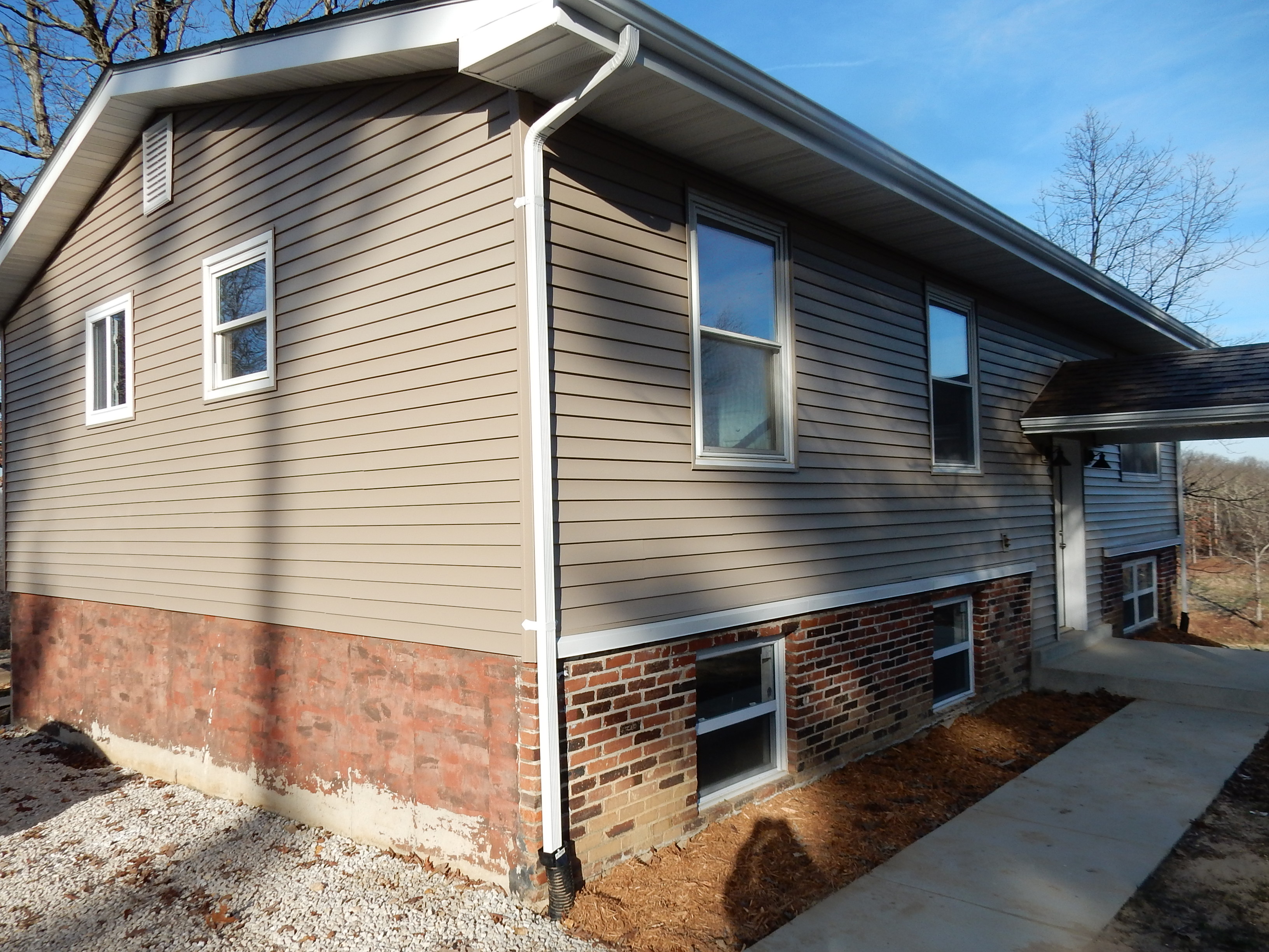 161 High Point Lane, St Clair, United States 63077