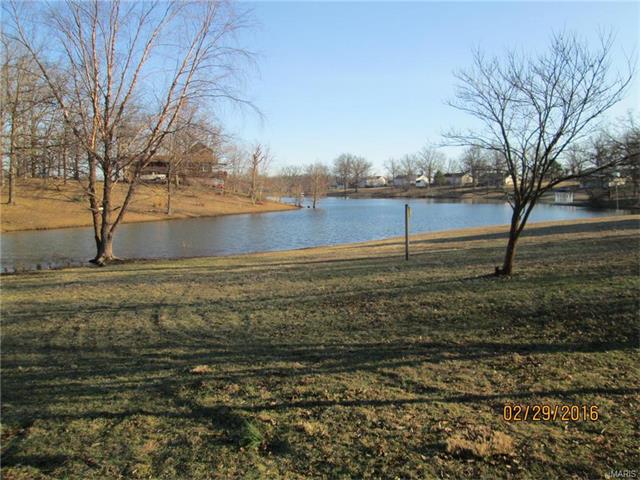 289 Crescent Lake RD, St Clair, United States 63077