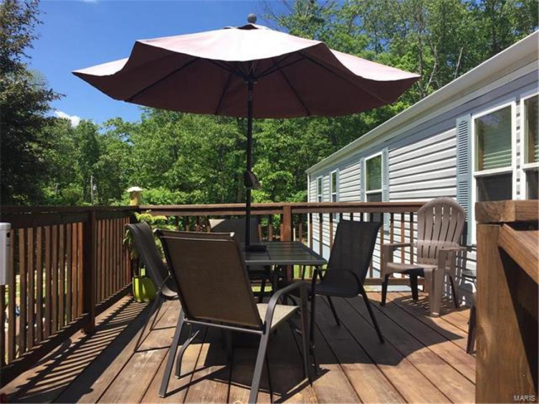 100 Woodland Lakes, Sullivan, MO 63080