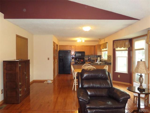 7709 Meadow View Circle, Union, MO 63084