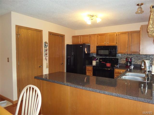 7709 Meadow View Circle, Union, MO 63084