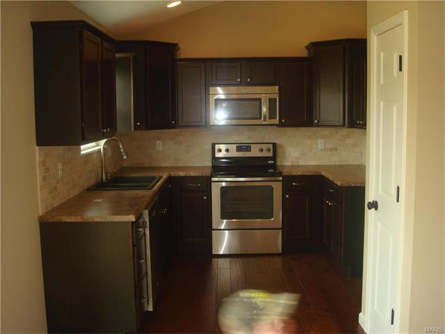 141 Vista Vallarta Drive, Union, MO 63084