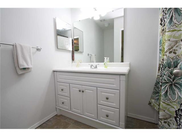 1009 Hidden Ridge Trail, Valley Park, MO 63088