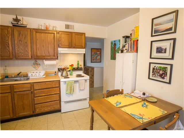 525 Vest Avenue, Valley Park, MO 63088