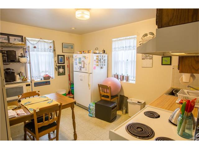 525 Vest Avenue, Valley Park, MO 63088