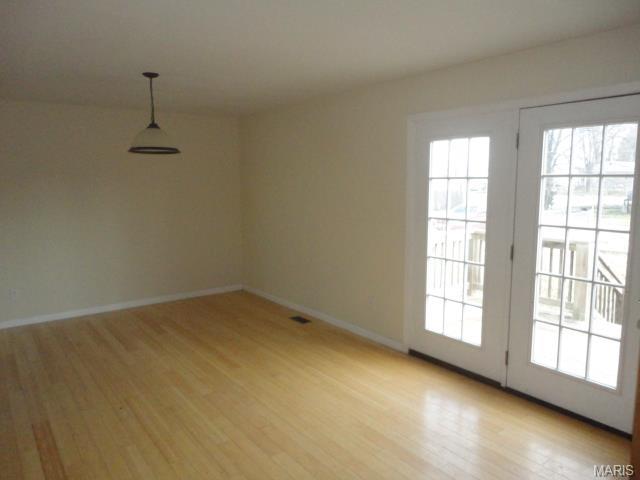 715 Benton, Valley Park, MO 63088