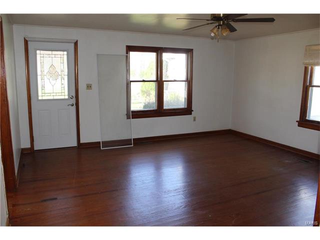 2206 East 5th, Washington, MO 63090