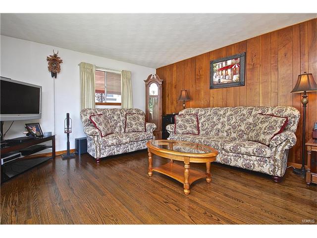 1022 East 8th, Washington, MO 63090